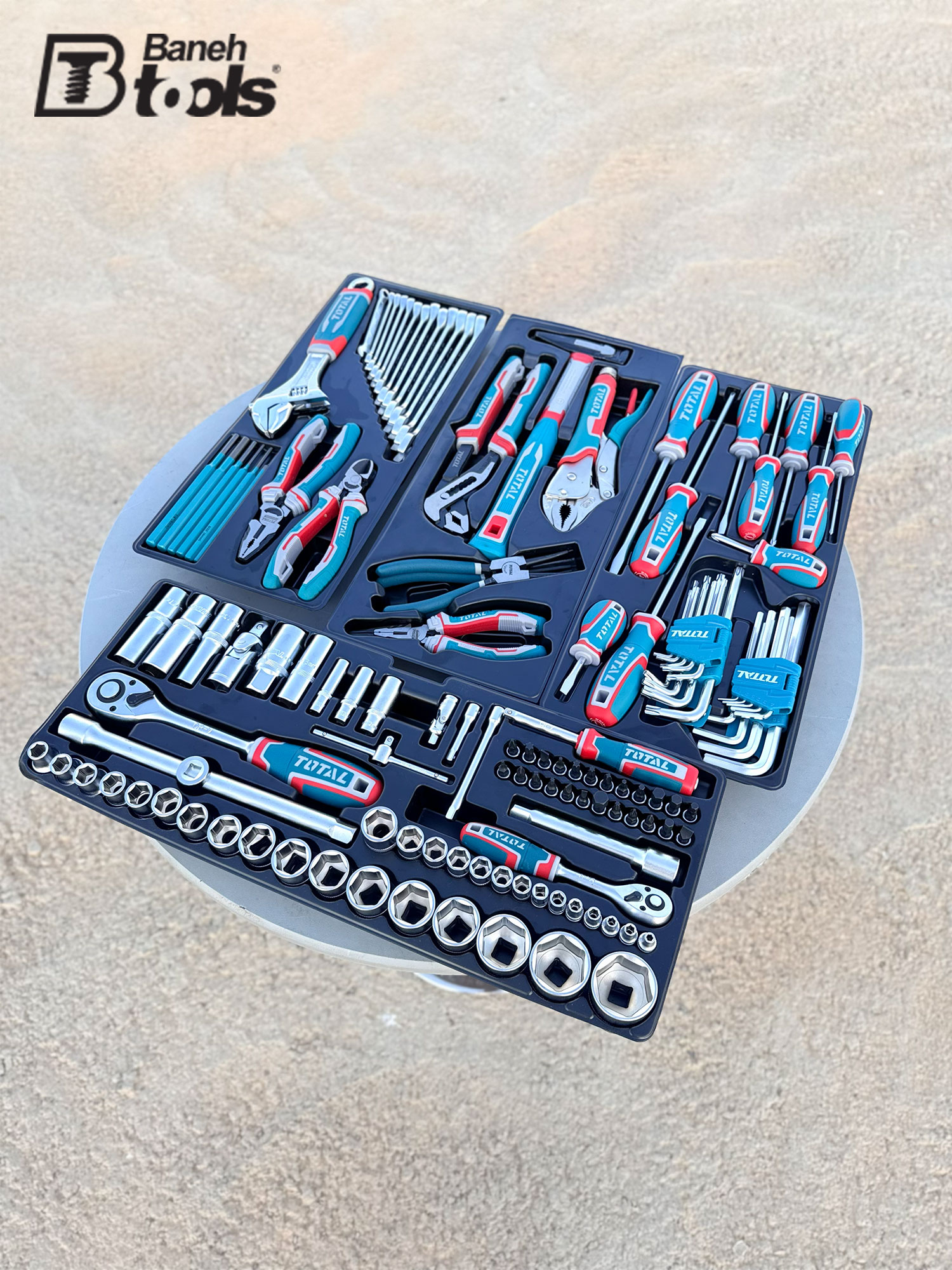 Toolbox 132 pieces total.3